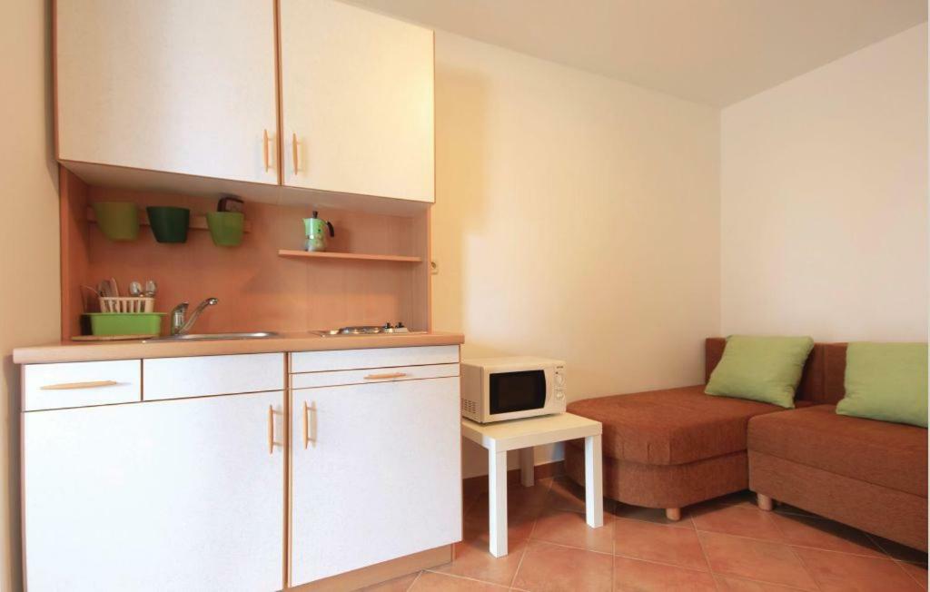Apartments Ladonja Medulin Exterior photo